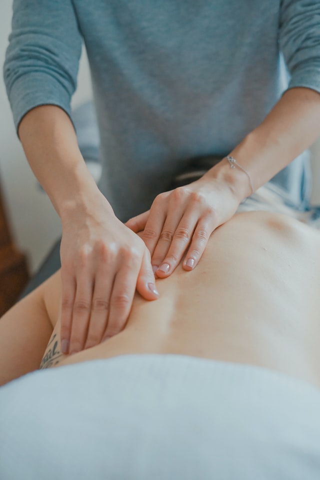 Gigalaser er blevet en populær behandling hos fysioterapeuter i København